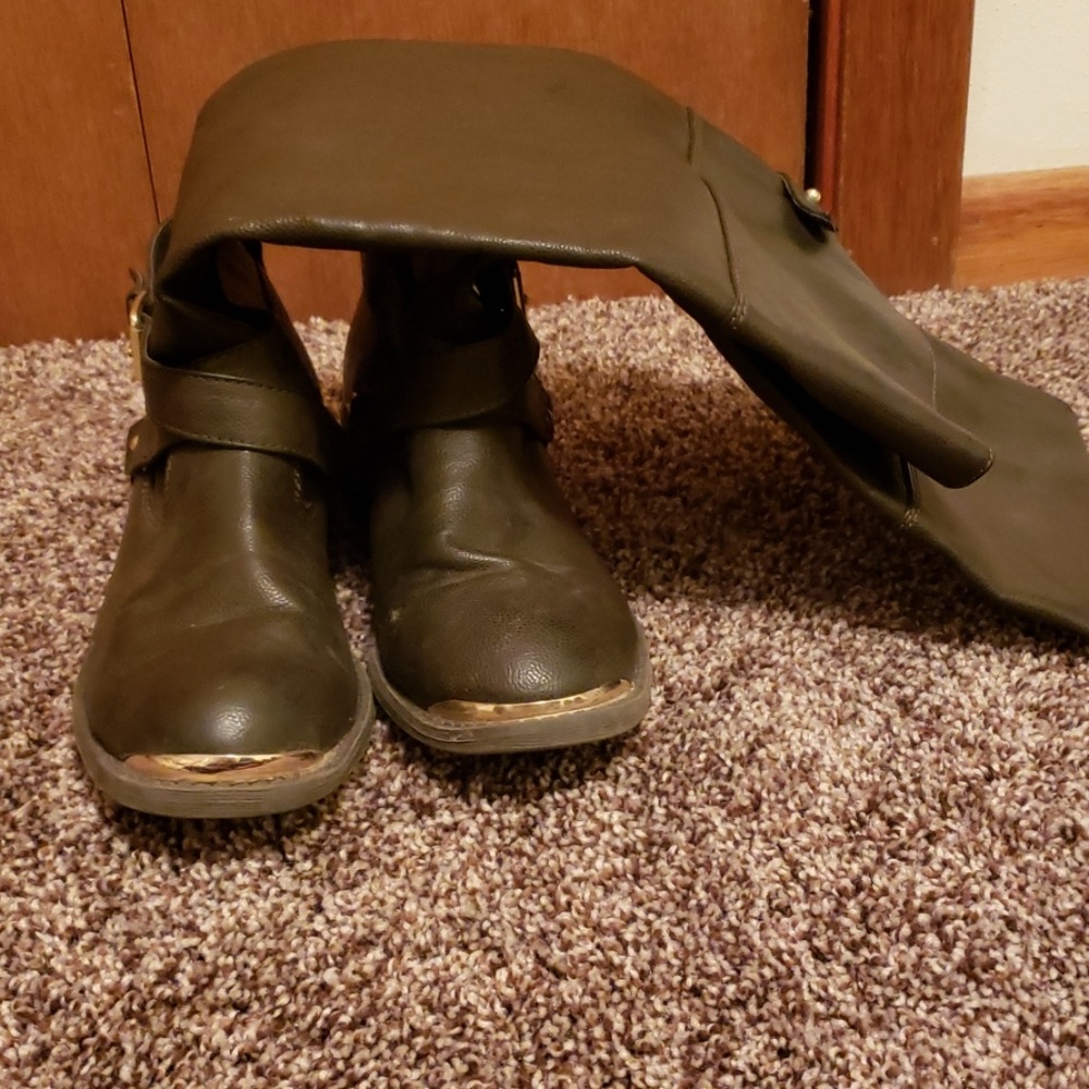 Dark Brown Boots